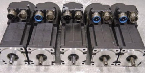 伺服電機.jpg 伺服電機.jpg